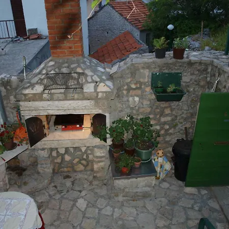 Ozana * Drvenik (Split-Dalmatia)